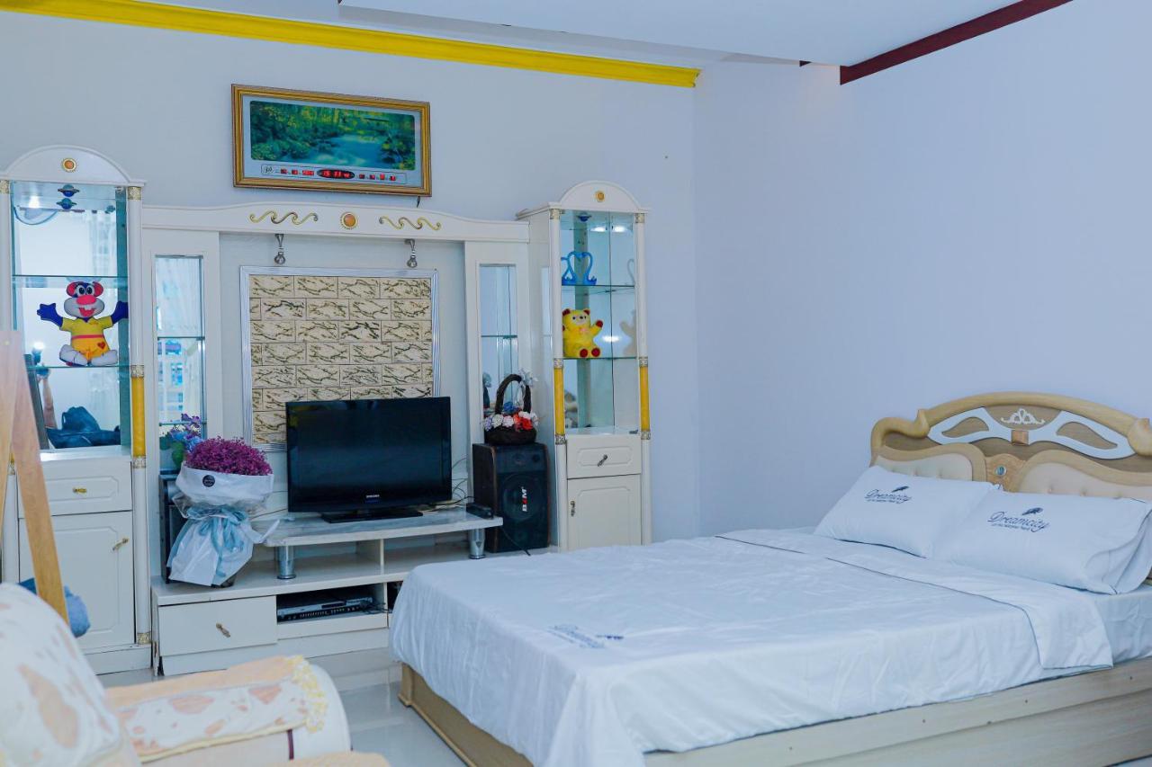 Gio Homestay - Плейку Экстерьер фото