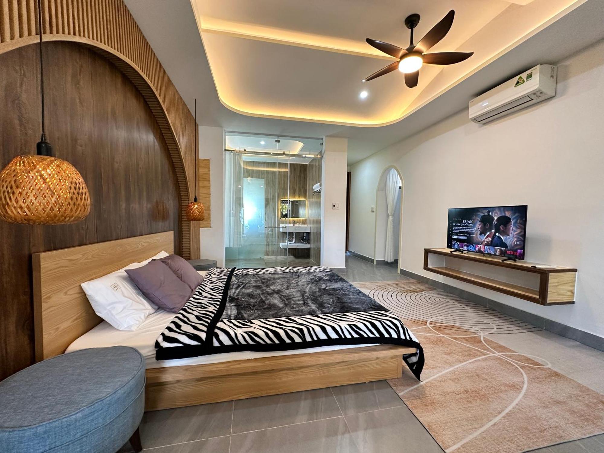 Gio Homestay - Плейку Экстерьер фото
